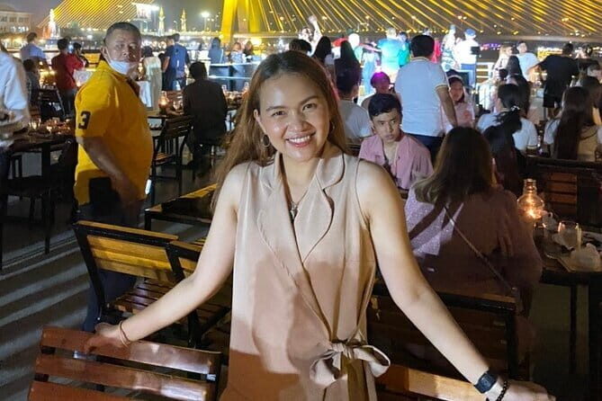 Vela Dinner Buffet Cruise with Bangkok Night Views and Shows - Authenticity and Overall Value