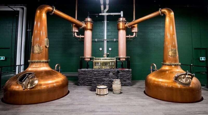 Victoria BC: Tour & Tasting Around Award Winning Distillery - Atmosphere and Group Size