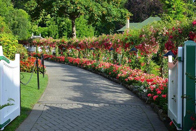 Victoria & Butchart Gardens Tour with Ferry from Vancouver - The Value of This Tour