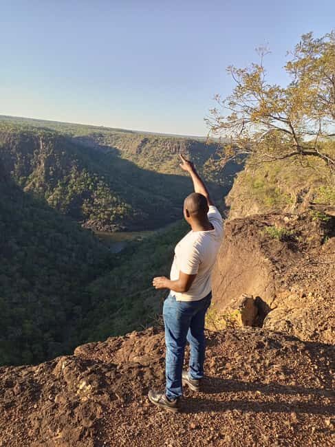 Victoria Falls: Guided Tours and Transfers - Scenic and Thrilling Activities