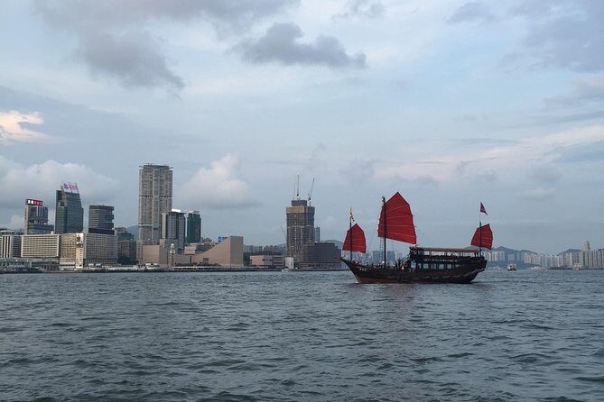 Victoria Harbour Dinner Cruise and Light Show from Kowloon Including Hotel Pickup - Analyzing the Value