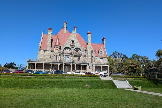 Victoria Highlights Private Half-Day Tour - Authenticity and Guide Expertise