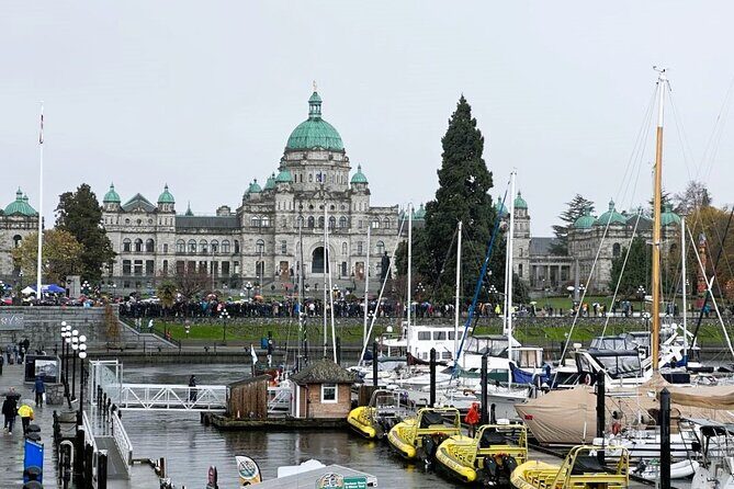 Victoria Private Express Tour for 1 to 3 Guests - FAQs