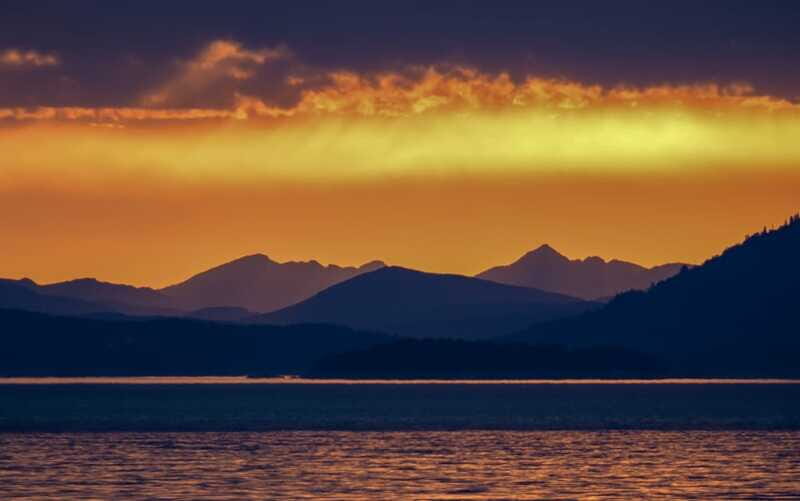 Victoria: Sunset Whale Watching Tour on Semi-Covered Boat - The Value for the Price