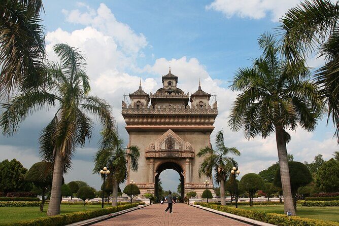 Vientiane City Day Tour and Buddha Park Visit with Lunch - Savoring Lao Cuisine