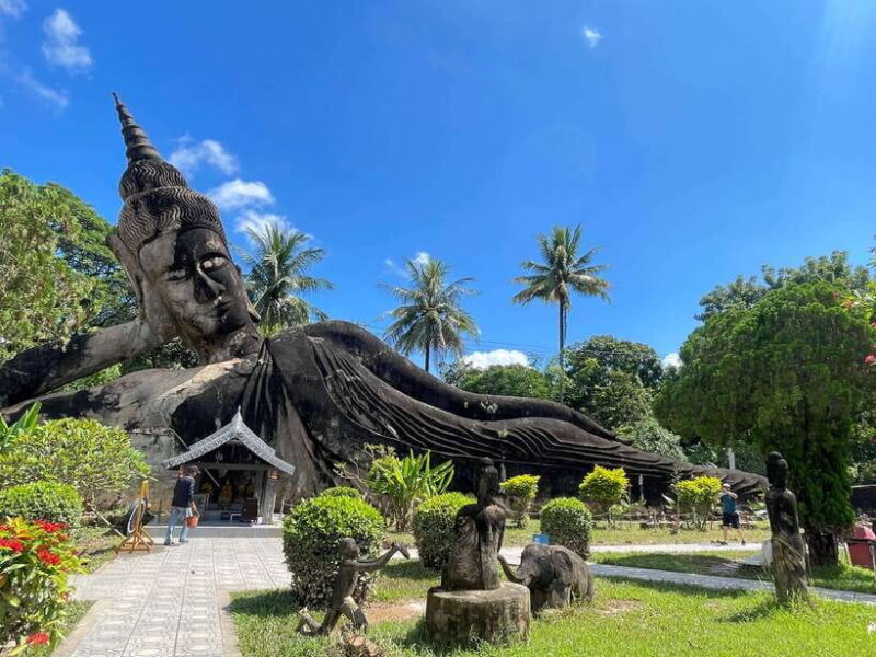Vientiane: Cultural Tour with Buddha Park and Patuxay - Key Points