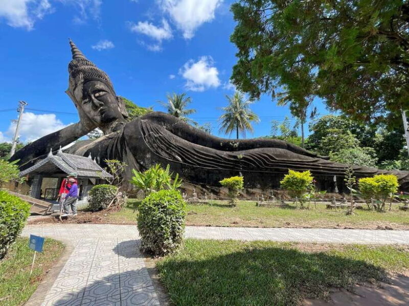 Vientiane: Half-Day City Tour with Patuxai and Buddha Park - Who Should Consider This Tour?