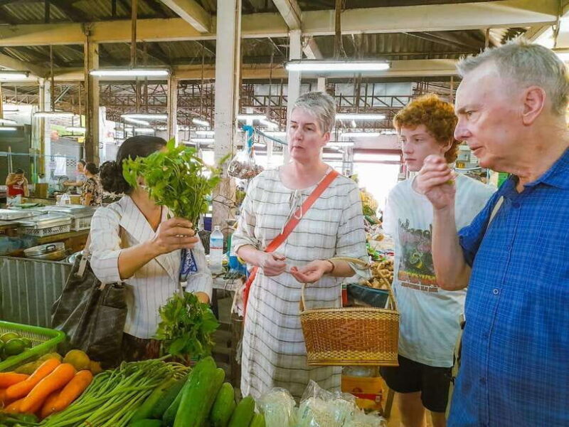 Vientiane Private Lao Cooking Class with Market Tour - Key Points
