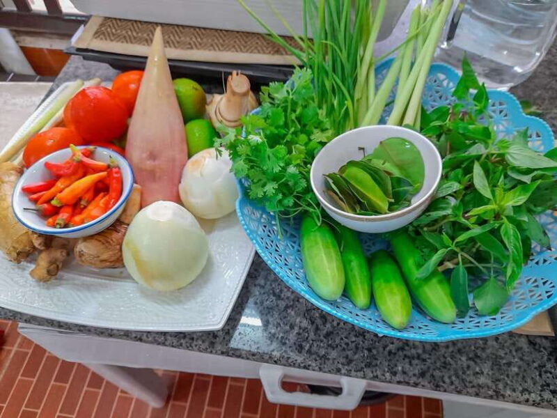 Vientiane Private Lao Cooking Class with Market Tour - Setting the Scene: Starting the Journey