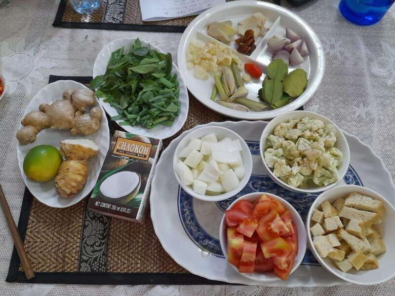 Vientiane Private Lao Cooking Class with Market Tour - Cultural Elements and Old Equipment