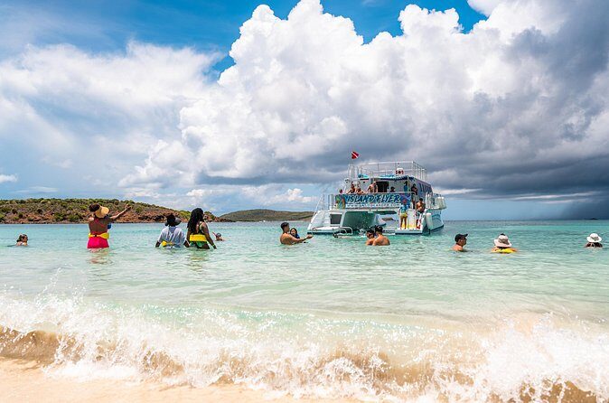 Vieques: Beach and Snorkeling Tour by Catamaran from Fajardo - FAQs