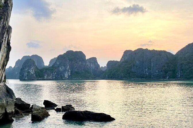 Viet Nam Package Tours - Adventure Indochina Travel - FAQ