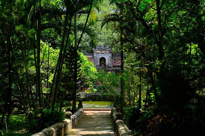 Vietnam Buddhist Tours: Buddhism In Hue, Philosophy Of Life - The Highlights of Hue’s Buddhist Heritage