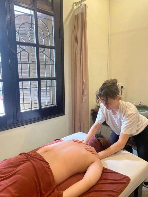 Vietnamese deep tissue neck and shoulder massage class - Who Will Love This Course?