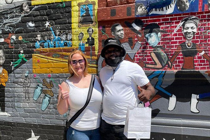 Vintage Flea Market Tour in New York City with Local Expert Guide - Exploring the Itinerary in Detail