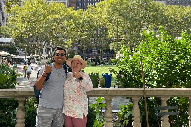 Vintage Flea Market Tour in New York City with Local Expert Guide - The Value Proposition