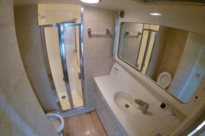 VIP Catamaran Yacht Rental in Cancun - The Sum Up