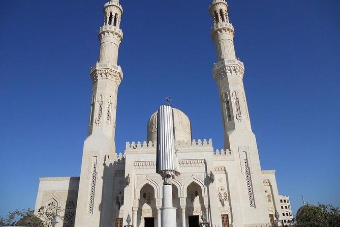 VIP City Tour With Sea Food Lunch Big Mosque & shopping -Hurghada - FAQ
