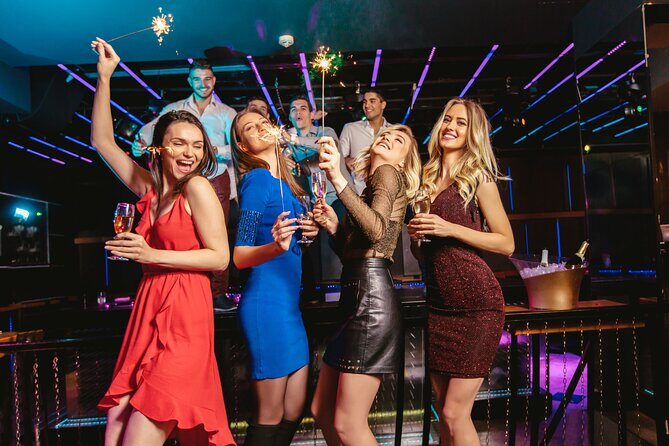 VIP Club Crawl Fremont Street, Las Vegas: Entry & Drink Specials - The Experience: Pros and Cons