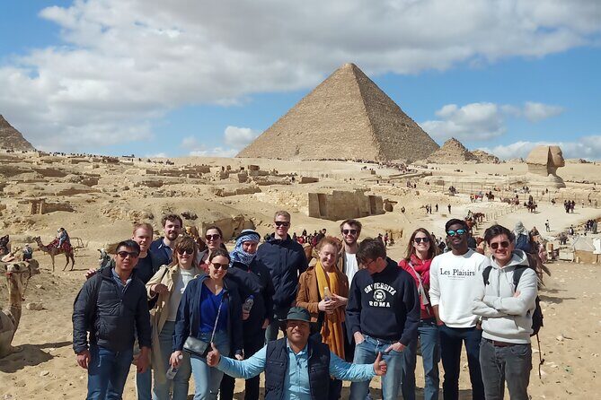VIP Day Tour inside Giza Pyramids - The Guide: Knowledge and Engagement
