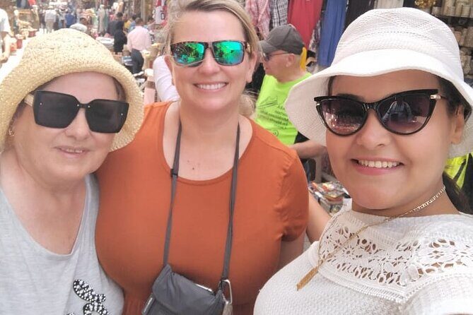 VIP guided Tour Khan El Kahili Market Private Tour and Shopping - What Makes This Tour Stand Out