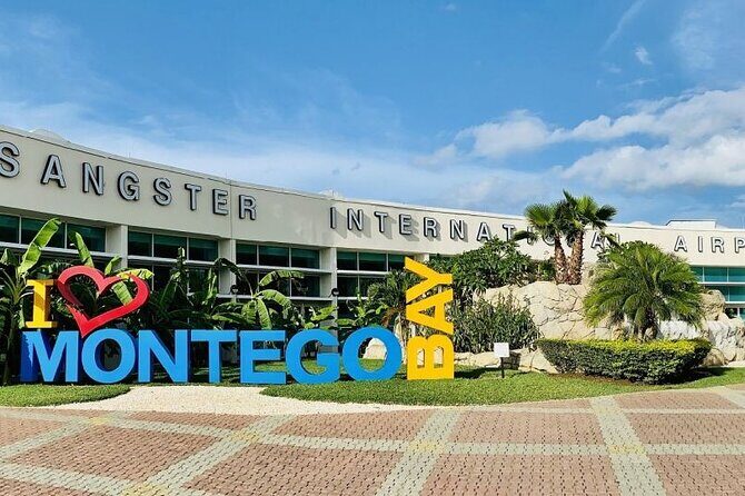 VIP Luxury Montego Bay Airport Transfer to Montego Bay/ Falmouth - Stops and Flexibility