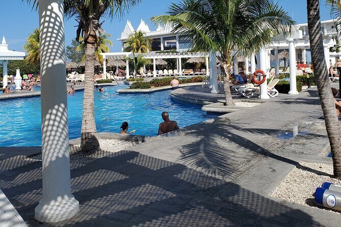 VIP Luxury Montego Bay Airport Transfer to Montego Bay/ Falmouth - The Breakdown of the Itinerary