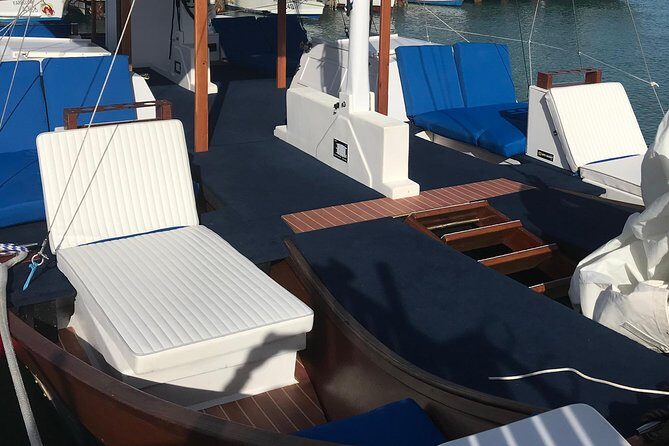 VIP Morning Delight Champagne Sailing and Snorkeling with Lunch - What to Expect in Practice