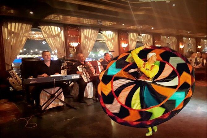 ViP Private Effective Nile River Dinner Cruise in Cairo - The Experience: What to Expect on the Nile Dinner Cruise