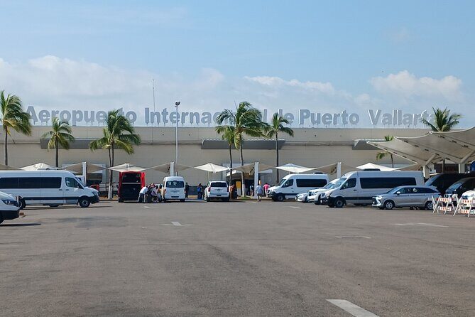 VIP Round Trip Transfer Puerto Vallarta Airport to Mismaloya Area - The Experience in Detail