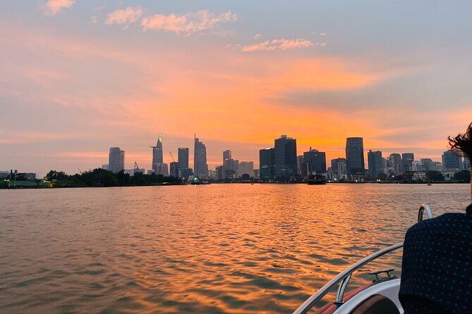 VIP Tour on Romantic Sunset Cocktail by Speed Boat - The Scenic Highlights