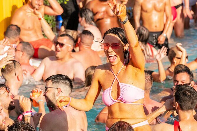 VIP Vegas Pool Crawl: Drinks, Entry & Party Bus - FAQ