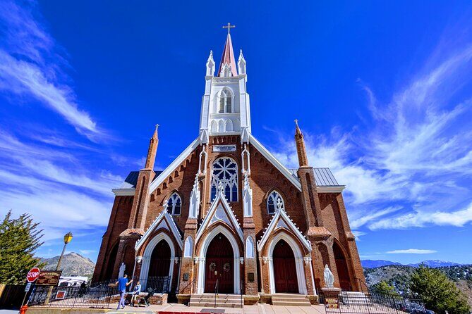 Virginia City Scavenger Hunt Walking Tour and Game - Key Points