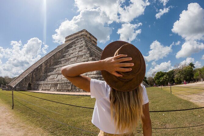 Visit Chichén Itzá and discover a real Cenote and Valladolid. Transport included - Practicalities and Logistics
