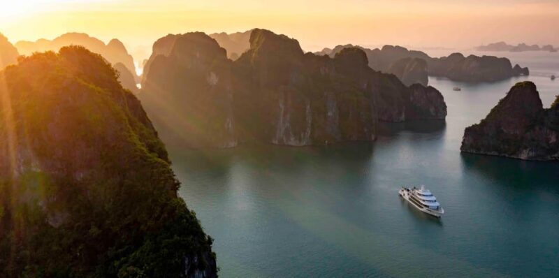 Visit Ha Long - "a wonder of the world" from Ha Noi or back - Exploring the Journey: What to Expect