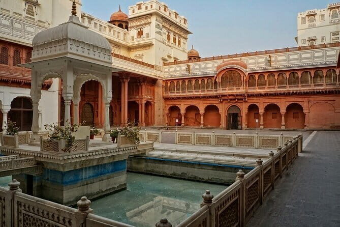 Visit Junagarh Fort and Karni Mata Temple with Jodhpur Drop from Bikaner - Starting Point in Bikaner