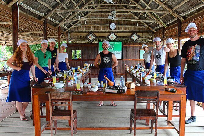 Visit Local Market, Coconut Basket Boat Ride and Cooking Class - Who Should Book This Tour?