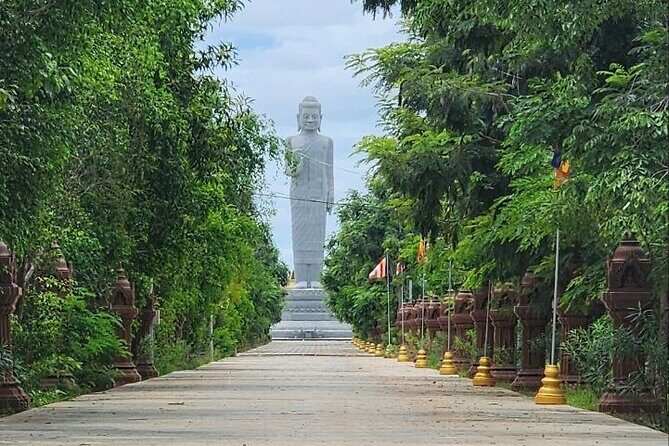 Visit Phnom Udong and Silk Island by Khmer Traditional Tuk-Tuk - The Udong Mountain Experience