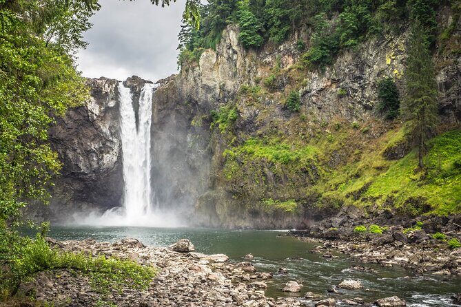 Visit Snoqualmie and Hike to Twin Falls (Transportation included) - The Itinerary in Detail