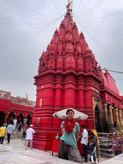 Visit the 3 largest temples in Benares - Authenticity and Personal Touch