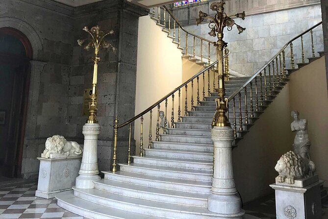Visit the Imperial Castle in Chapultepec - Authentic Experiences and Authenticity