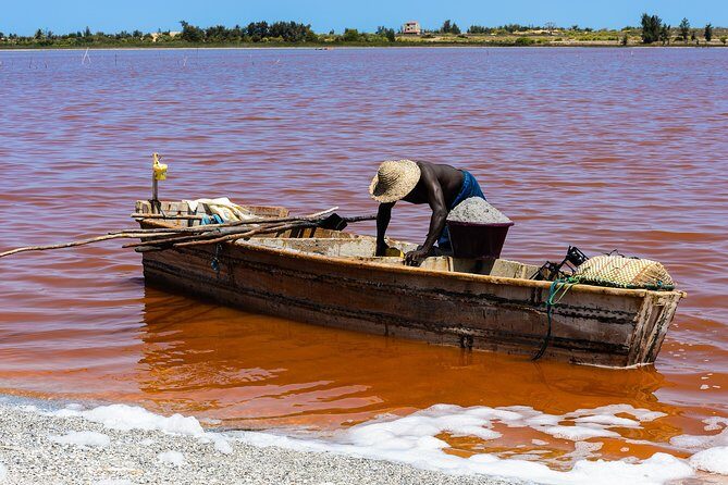 Visit to Lac Rose and Noflaye Park - An In-Depth Look at the Tour Itinerary