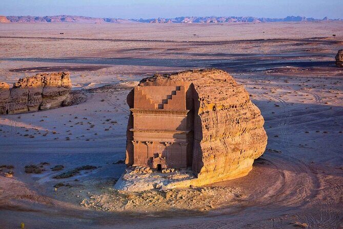 Visiting the Incredible Heritage Site Hegra in AlUla. - Key Points