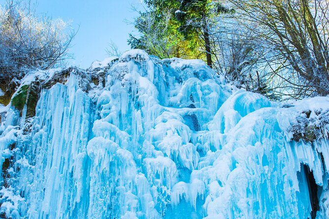 Vivaldi Park Winter Ski with Eobi Ice Valley Day Tour from Seoul - The Balance of Value and Experience