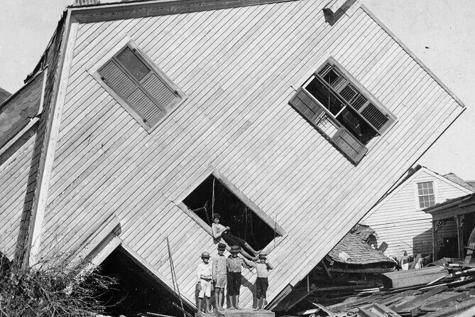 Voices of the 1900 Storm Private Tour - An In-Depth Review of the Voices of the 1900 Storm Private Tour
