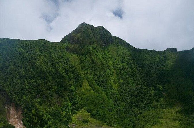 Volcano Hike in St. Kitts - An In-Depth Look at the Volcano Hike Experience