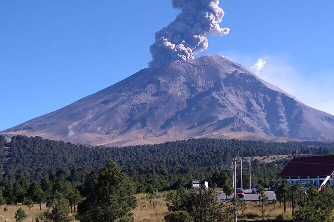 Volcano Hiking Tour from Puebla - Key Points