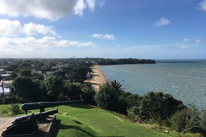 Volcanoes, Coasts, and Secret Spots Afternoon Tour in Auckland - Who Will Enjoy This Tour?