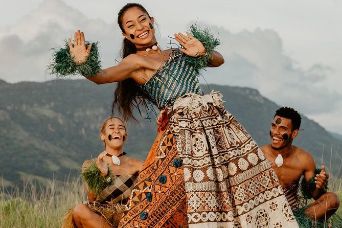 VOU Fiji Shows: Fiji Untold, From Fiji With Love & More! Dinner! - The Food and Drink Situation
