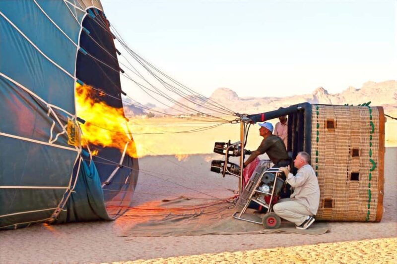 Wadi Rum: 1-Day Sunrise Balloon above Rum Valley & Transfer - Key Points